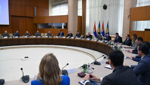 MINISTAR VULIN Država na čelu sa predsednikom Vučićem nastaviće da jača i razvija bezbednosni sektor
