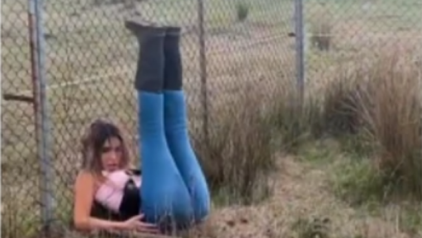 DA LI JE RAKIJA ILI NEKI DRUGI OPIJATI? Internet se usijao zbog Australijanke koja je "cirkala" sa babom svog partnera (VIDEO)!