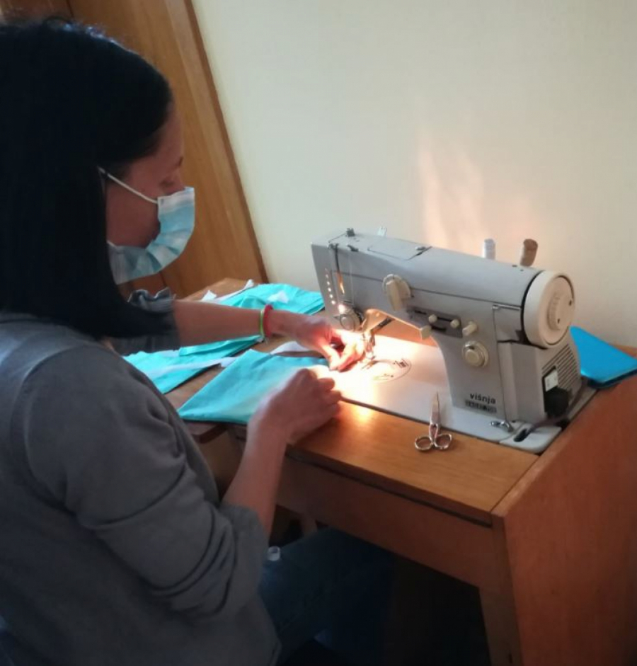 PONOVO ROĐENE Somborske šnajderke pobedile nasilnike i pokrenule preduzeće, a sada smo im potrebni mi