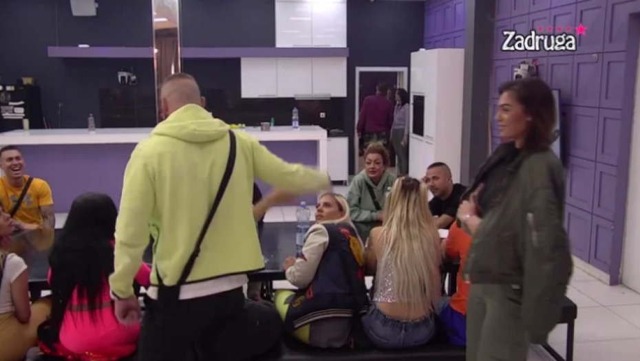 KOME TO ČINI ZADOVOLJSTVO?! Mensur ne sme da pogleda Minu u oči, čak je i Milica počela da ga proziva!