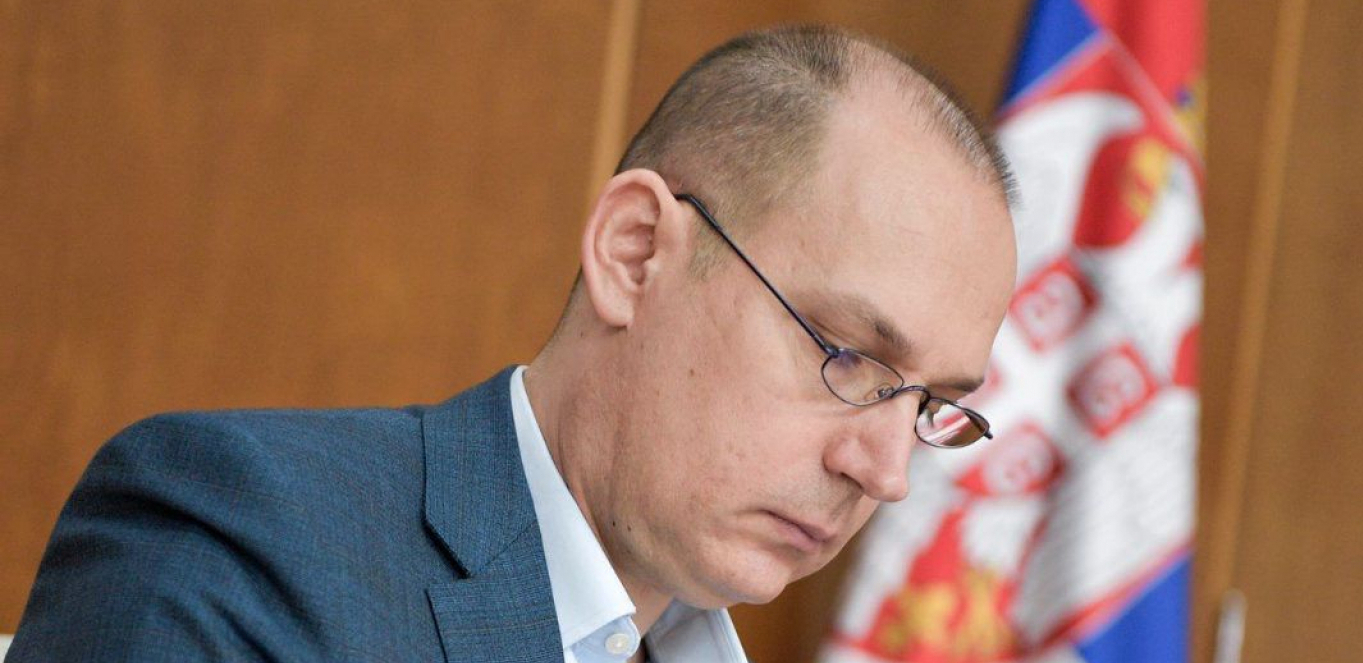 MINISTAR LONČAR: Stižu najsavremeniji aparati za zračenje u Srbiju