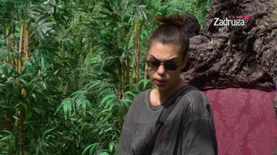 BOJIM SE DA JOJ NEŠTO KAŽEM! Mina progovorila o Mensuru i slomila se, zadrugarka grcala u suzama, a ima i strah o Milice!