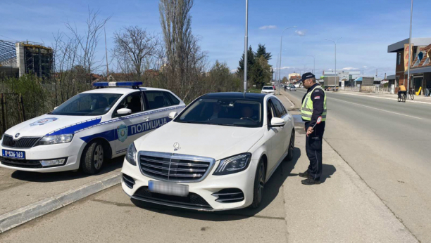 IMA MNOGO NESAVESNIH VOZAČA Za samo osam sati, policija u Novom Sadu i Valjevu otkrila 1.132 saobraćajna prekršaja