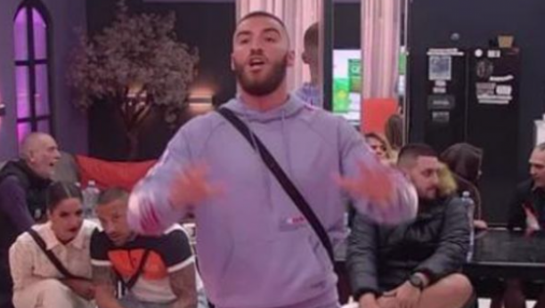 ZVALA ME JE, NE ZNAM ODAKLE JOJ MOJ BROJ! Mensur progovorio o detaljima nakon raskida sa Minom: Ne zanima me!