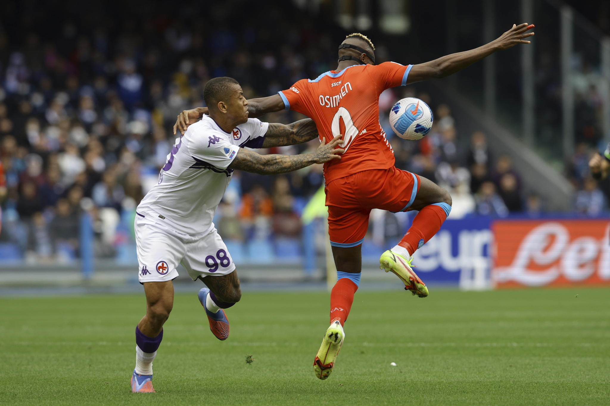 VLAHOVIĆEV ZAMENIK UDALJIO NAPOLI OD TITULE! Došao umesto Srbina, pa možda rešio šampiona, Napoli sve dalje od Skudeta!