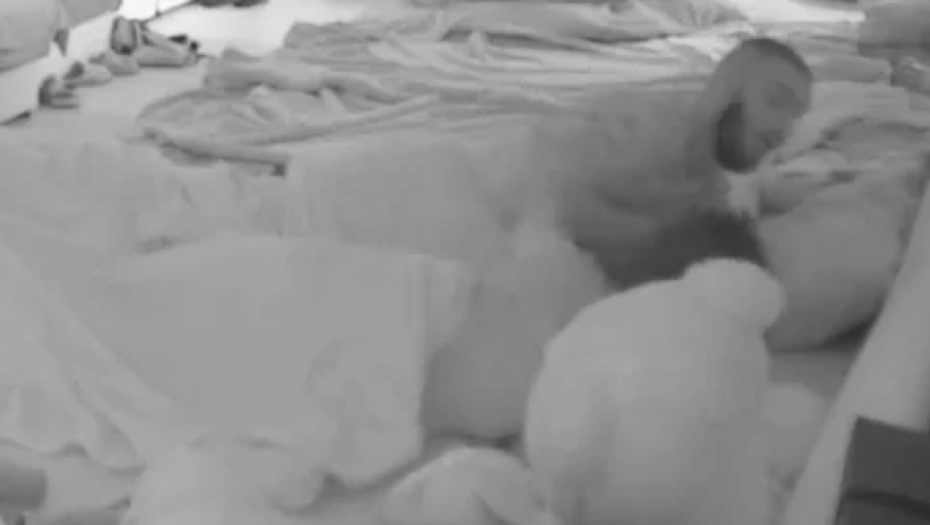 PONOVO POKAZALA SILU! Mensur urlao na Milicu, pa je doveo do tačke ključanja, ona ga opet udarila! (VIDEO)