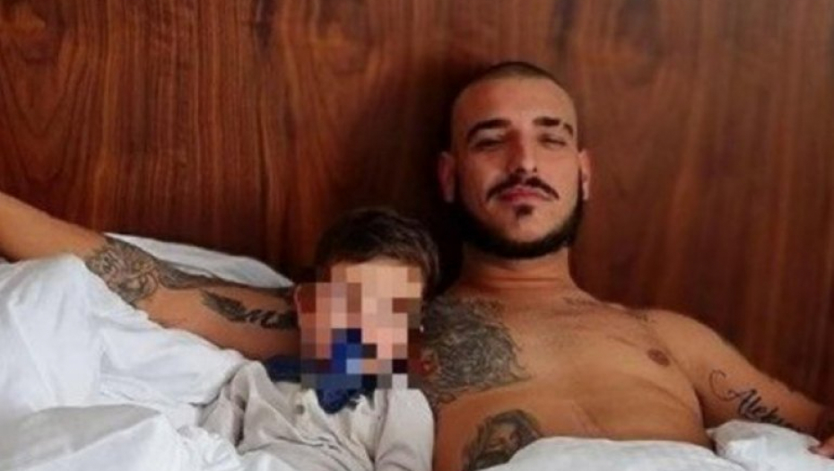 ŠOK  Darko Lazić uči trogodišnjeg sina da vozi motor  (FOTO)