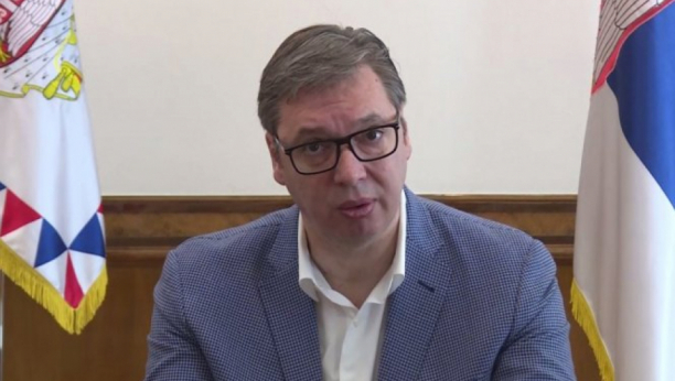 VUČIĆ UBIO U POJAM DVE ZUNZARE Za ono što vi imate od avijacije, Srbija će nabaviti "Autan" sprej