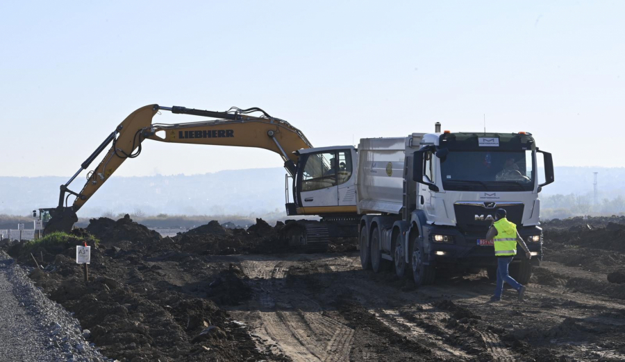 VESIĆ OBIŠAO RADOVE NA NASIPANJU MAKIŠKOG POLJA Radovi na izgradnji metroa teku ubrzanom dinamikom (FOTO)