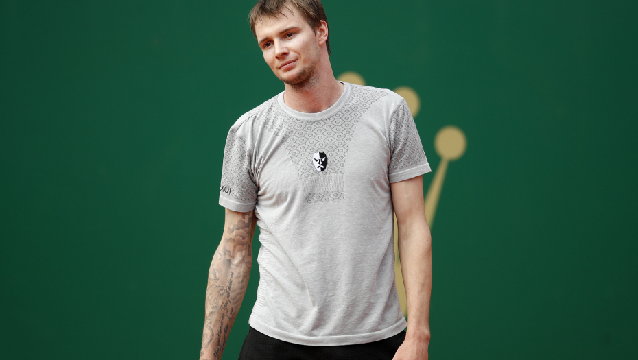 ŠTA BI BILO DA JE NOVAK OVO URADIO? O potezu kontroverznog Bublika bruji teniski svet (VIDEO)