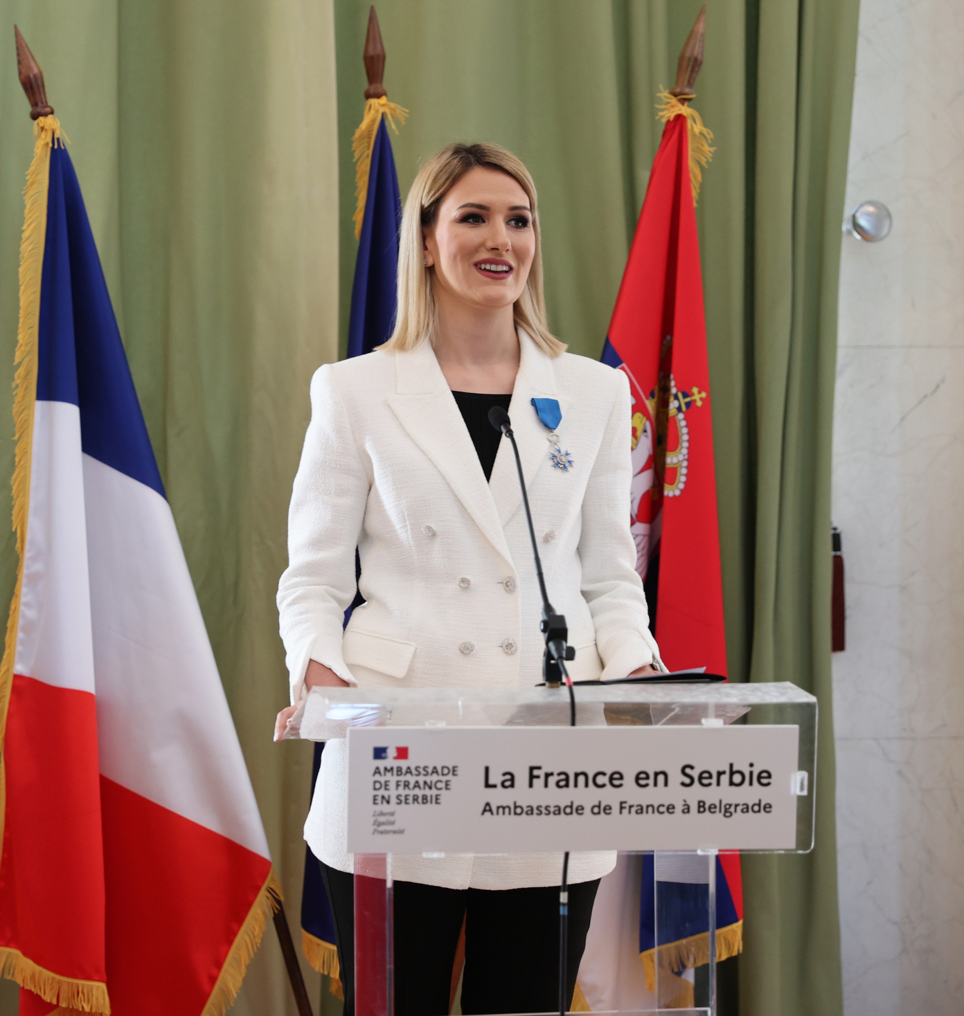 VELIKO PRIZNANJE Nataši Kovačević Nacionalni orden Francuske za zasluge