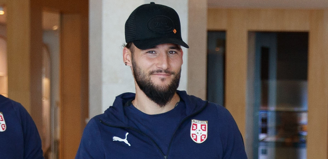 SVAKA IMA ZNAČENJE Anastasijin Gudelj se skinuo na plaži i pokazao sve tetovaže