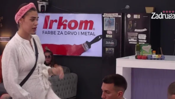 HAOS U ZADRUZI Milica i Mensur zaratili zbog njegovog osmeha, on izleteo napolje,  Veselinovićeva pravdala njihov odnos