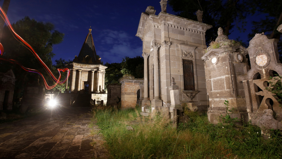 MEŠTANI BABA U STRAHU OD VAMPIRA Miroljuba ubili, pa sahranili u šumi, a on im se sada sveti?