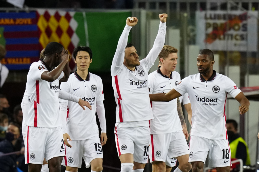 KREM EVROPSKOG FUDBALA Kostić u društvu Ronalda, Mbapea i Levandovskog