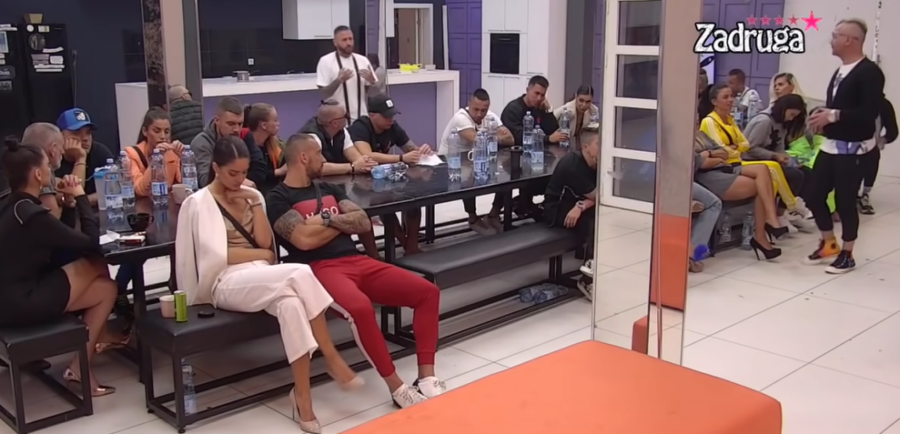 IZBOLA BI ME VILJUŠKOM Nenad Aleksić Ša doživeo pomračenje i sasuo salvu uvreda na račun ove zadrugarke, opšti haos uživo u emisiji