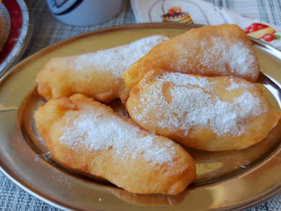 JEDNOSTAVNO SE PRAVE Isprobajte ove ukusne uštipke (VIDEO)