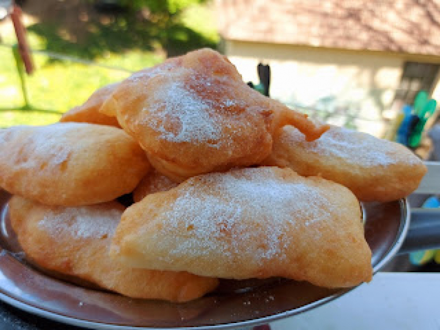 JEDNOSTAVNO SE PRAVE Isprobajte ove ukusne uštipke (VIDEO)