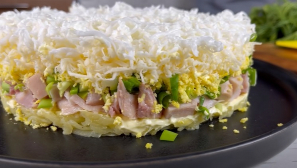 OBLAK SALATA JE NOVA MIMOZA: Recept je postao pravi hit, samo zamenite šunku piletinom, sir će se istopiti u ustima