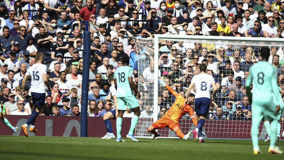 "GALEBOVI" ODNOSE SAN O LIGI ŠAMPIONA Totenhem zaribao, Trosar u 90. minutu rastužio "pevce"