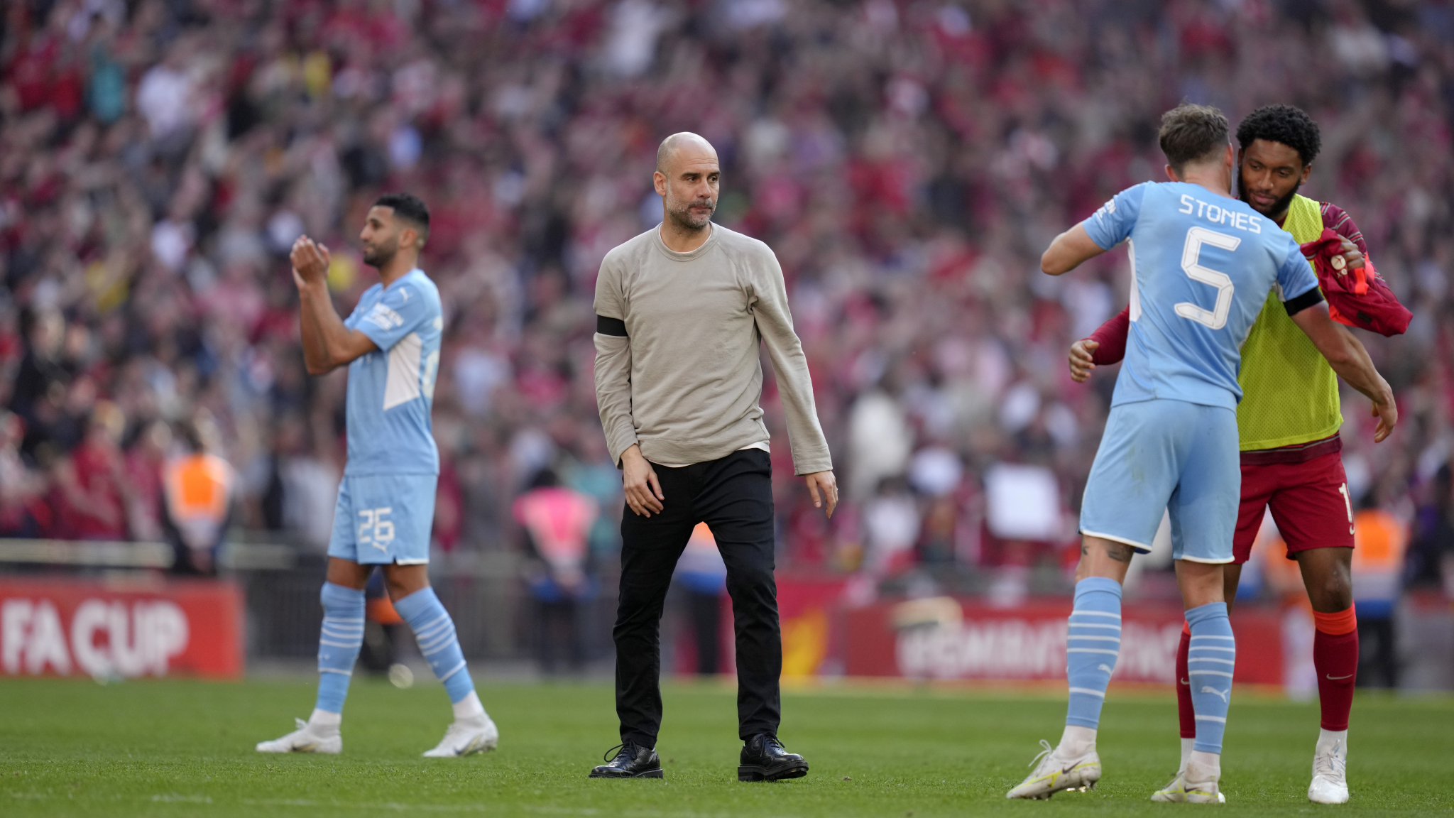 DŽENTLMENSKI POTEZ Mančester siti se izvinio Liverpulu zbog sramnog poteza navijača