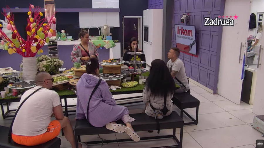 TEK SMO POPRIČALI, IMAMO OKEJ ODNOS Ana Jovanović otkrila da li će sada dati novu šansu Caru, pa šokirala sve svojim priznanjem