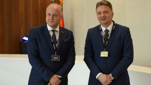 DRŽAVNI DATA CENTAR U KRAGUJEVCU Centralni registar socijalnog osiguranja preselio informacioni sistem