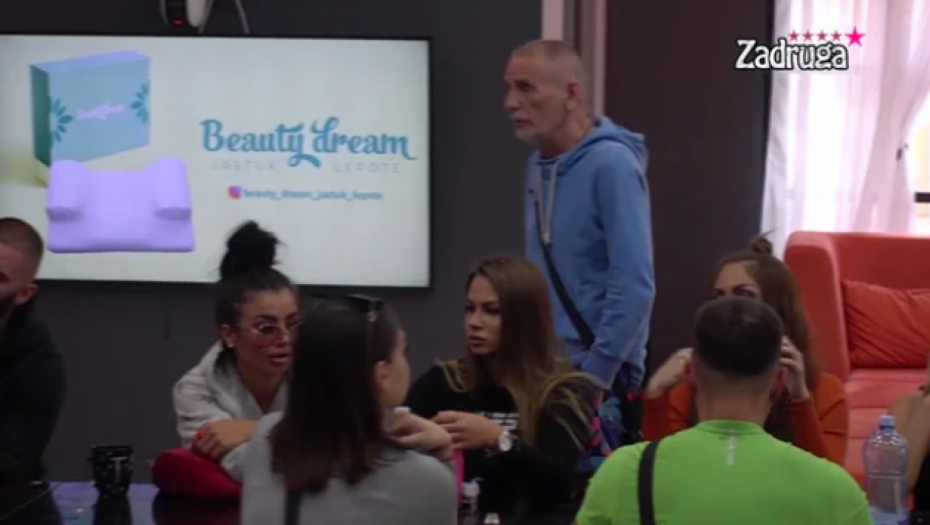 ON TE ISTROŠI KAO KRPU Lepi Mića sasuo istinu Ani Jovanović u lice, zadrugarka na sve načine pokušala da se opravda