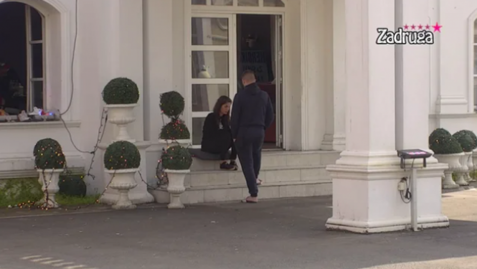 KRAJ LJUBAVNE ROMANSE NA POMOLU Gruja i Mima ne mogu da nađu zajednički jezik, ona ga oduvala