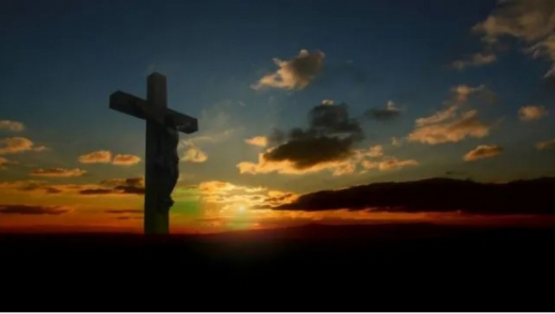 SUTRA JE VELIKI PETAK, NAJTUŽNIJI DAN Ove stvari ne smete da radite sve do večernje službe, a evo šta će vam doneti sreću