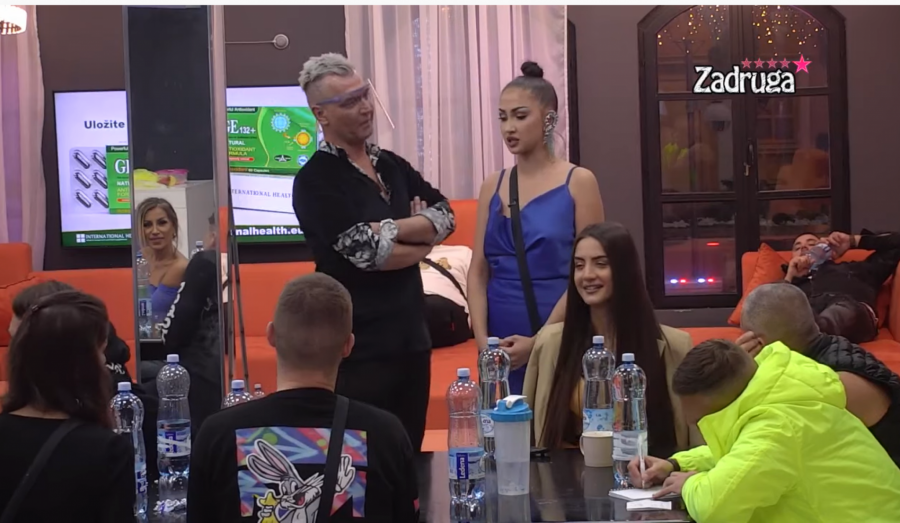 TARA JE ZA SVE BILA U PRAVU Martina udarila Ša u njegovu slabu tačku, on joj odmah žestoko uzvratio