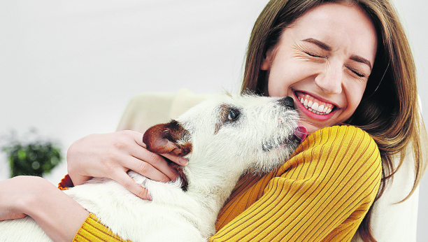Naučnici otkrili: Psi mogu da plaču od sreće
