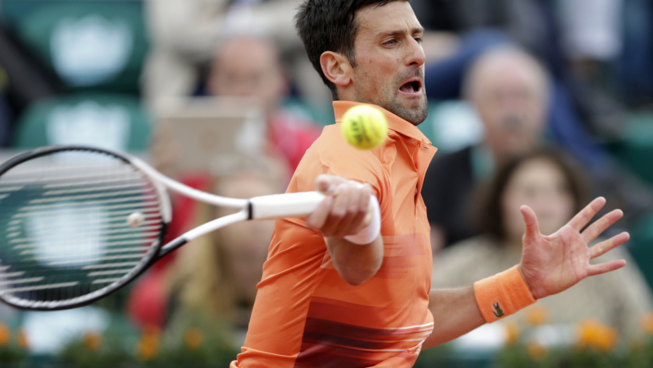 NOVAK U POLUFINALU Đoković preokretom protiv Kecmanovića stigao među četiri najbolja na Srbija Openu