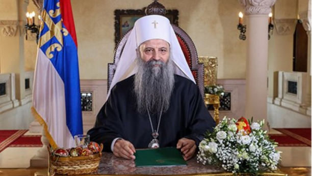 VASKRŠNJA POSLANICA PATRIJARHA PORFIRIJA: Dok se vode bespoštedni ratovi u svetu, najviše stradanja podnosi običan čovek