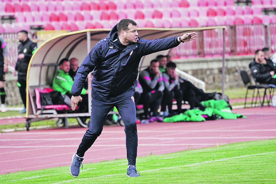 ISPOVEST ZA ALO! Lala bez uvijanja: Želim titulu sa Zvezdom - Voleo bih da se vratim, onda nije bilo struje, radili smo za 3.000 evra...