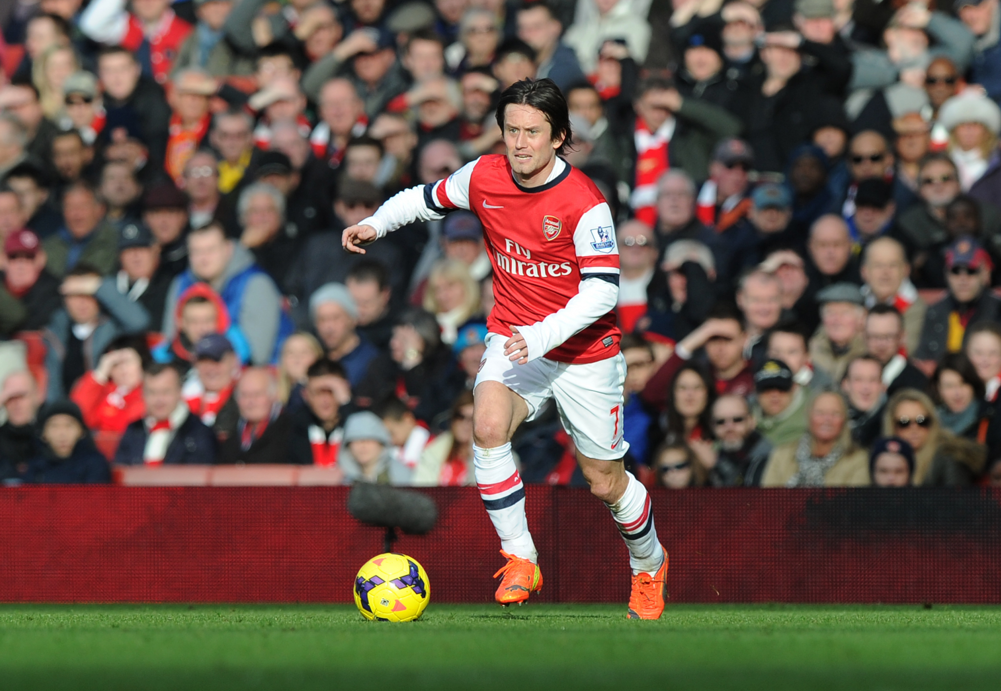 FUBALER ZVEZDE JE TEŽAK MORON Legenda Arsenala izvređala vezistu crveno-belih, odmah je stigao i odgovor