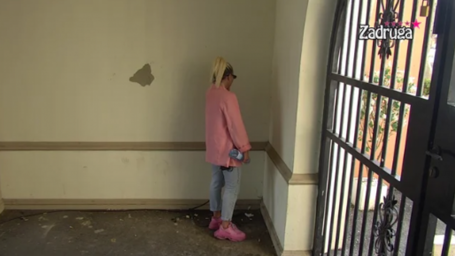 MC ALEKS ZAVRŠILA U SUZAMA Zadrugarka počela da jeca nakon sukoba sa Matorom, nisu mogle da nađu zajednički jezik