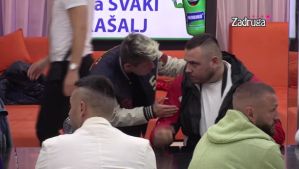 BRUTALNI OKRŠAJ Car nasrnuo na Miljanu, uvrede i psovke pljuštale na sve strane, obezbeđenje uletelo u Belu kuću