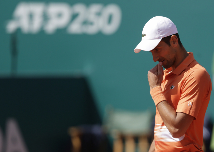 BOLESTAN SAM Đoković zabrinuo naciju izjavom, mora na operaciju?