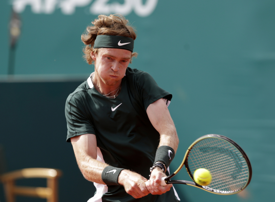 NOVAK DOBIO RIVALA U FINALU Rubljev pregazio Fonjinija i zakazao spektakl sa Đokovićem