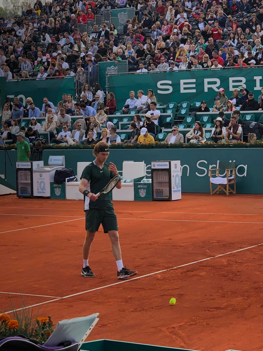 NOVAK DOBIO RIVALA U FINALU Rubljev pregazio Fonjinija i zakazao spektakl sa Đokovićem