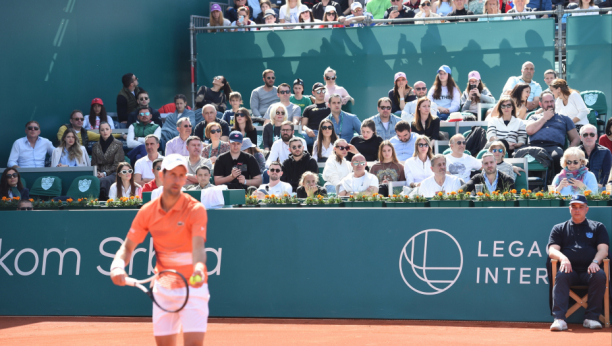 KRCATE TRIBINE Đoković odradio prvi trening u Madridu pred početak mastersa (VIDEO)
