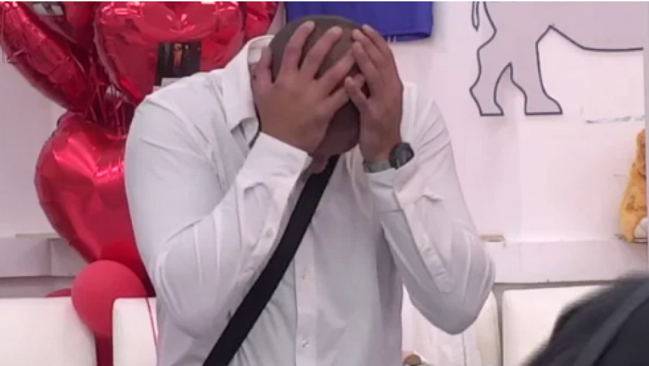 NE MOGU OSTATI SAM U KUĆI Zadrugari dočekali Dina otvorenih ruku, Dizdarević se rasuo na komade pred svima