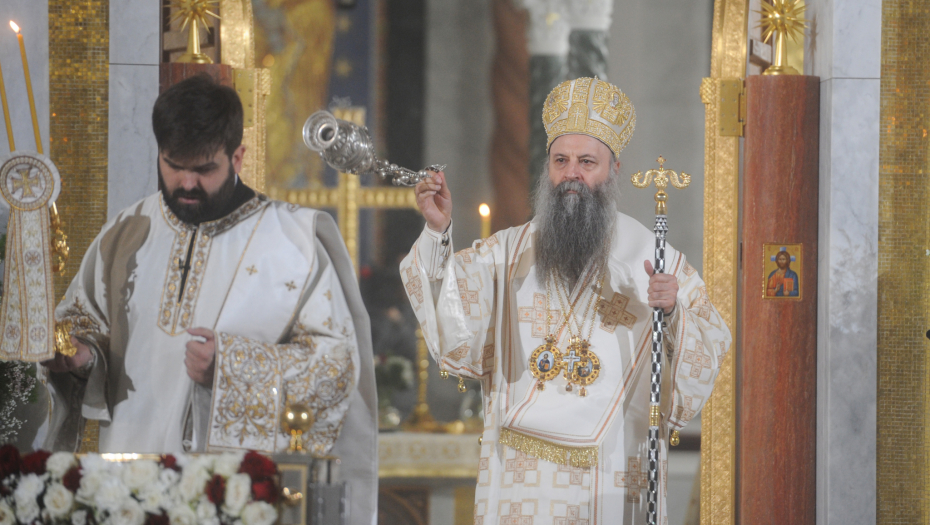 PATRIJARH PORUČIO SA OSTROGA Molitva zajednička može učiniti čuda jer tu i takvu molitvu čuje svetitelj