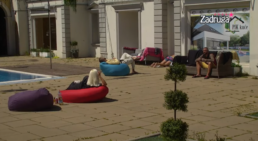 BESAN Ša razočaran u zadrugarke jer su zaboravile na njega, pa ušao u raspravu sa MC Aleks