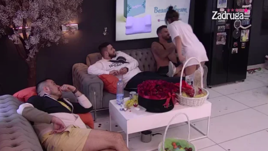 HAOS U SITNE SATE Viki izgorela od ljubomore i napravila rusvaj Marku, pa za sve okrivila Gruju