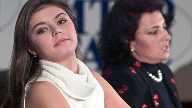 ŽENA ZBOG KOJE MOŽE DA IZBIJE TREĆI SVETSKI RAT Da li će Amerikanci uvesti sankcije Alini za koju smatraju da je Putinova ljubavnica?