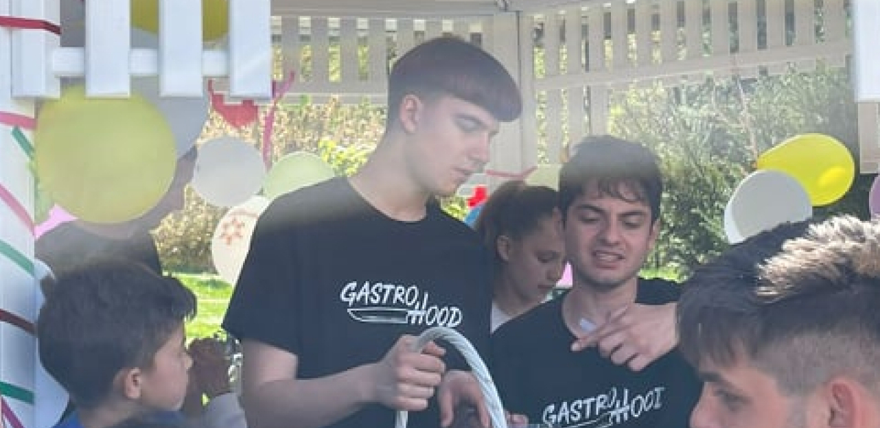 Wajwai prvi put posle skandala u javnosti (FOTO/VIDEO)