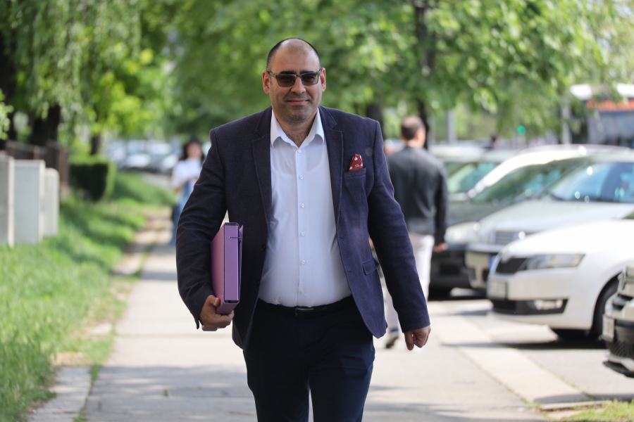 INTERVJU NEDELJE Vladimir Đukanović:  Opozicija nam je super, kao da je debelo plaćamo