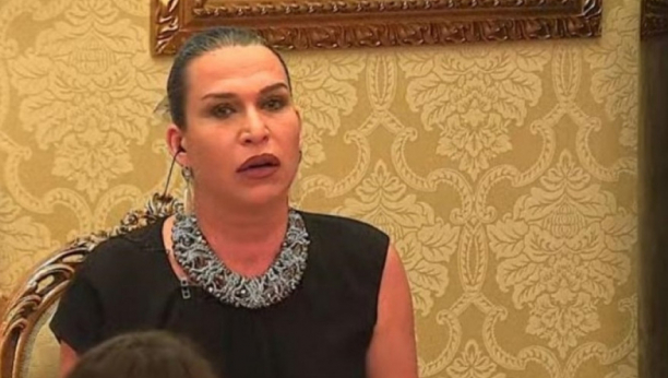 SAMOUBILAČKI NASTROJEN Jelena Mačić osudila ponašanje folk pevača: Jednog dana ubiće i sebe i još nekog